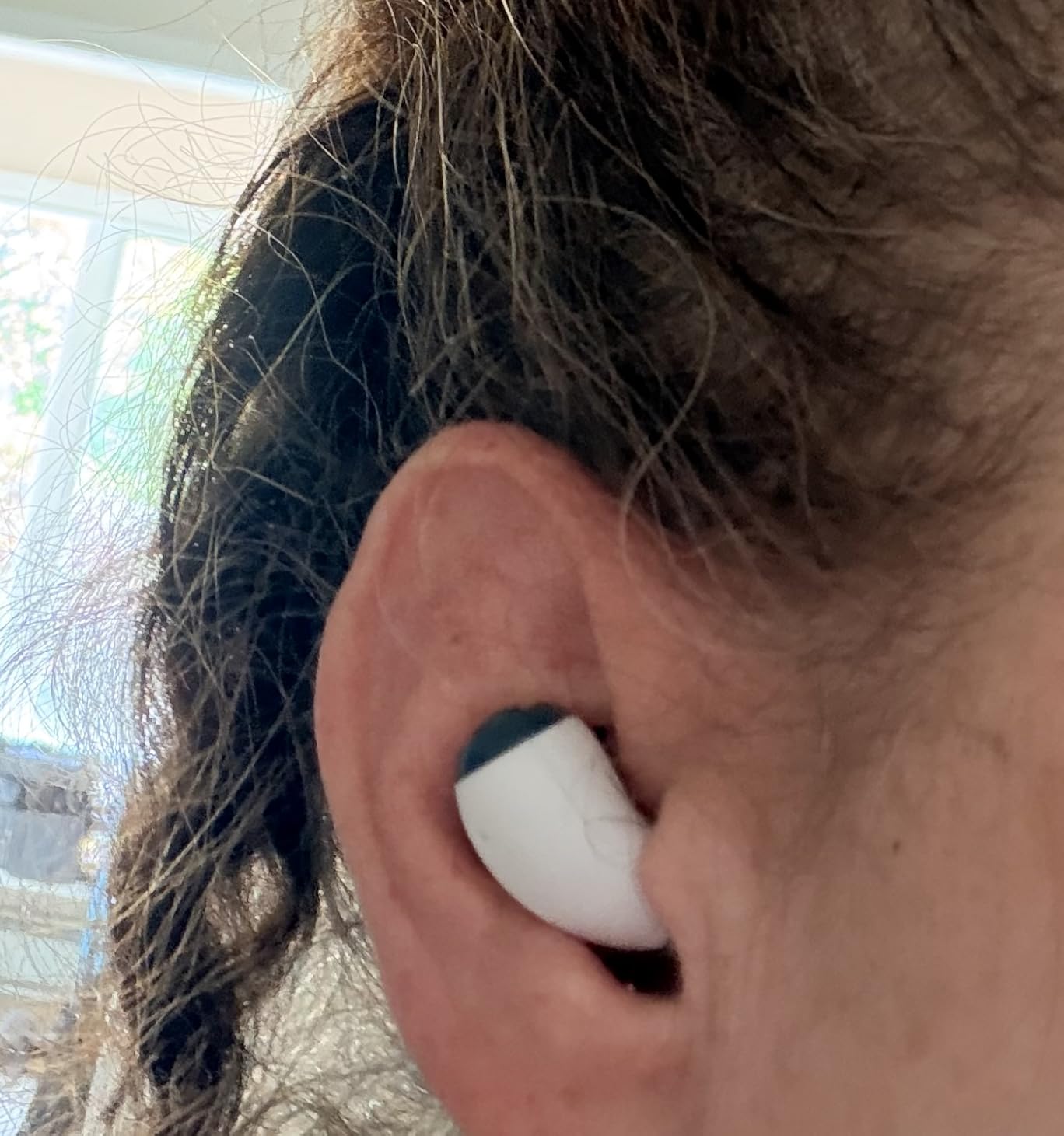 Ceretone Beacon RIC Hearing Aids with Bluetooth & App Control, OTC Hearing Aids for Seniors, Rechargeable 60H Charging Case, Dual Mic Noise Reduction, 11-Level Volume, Discreet, Intricon DSP Chip customer photo 2