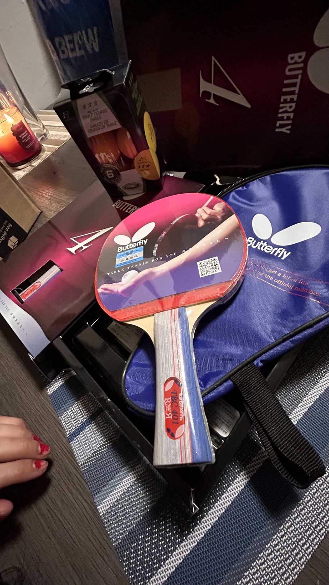 Butterfly 401 Table Tennis Racket Set - 1 Ping Pong Paddle – 1 Ping Pong Paddle Case - ITTF Approved Table Tennis Paddle - Ships in Ping Pong Racket Gift Box, Multi, B401FL customer photo 1