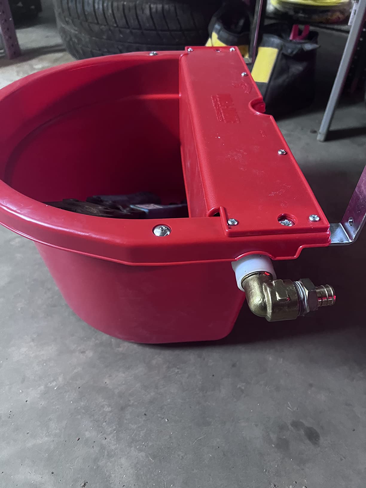 Little Giant® Automatic Animal Waterer | DuraMate Float Controlled Automatic Waterer for Livestock | Heavy Duty and Durable | Made in USA | 4 Gallon (Black, 4 Gallon) customer photo 1