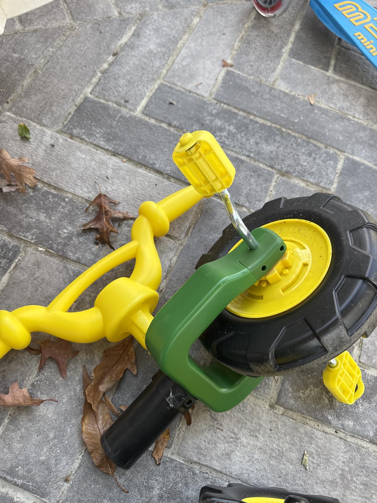John Deere Ride On Toys Pedal Tractor with Wagon for Kids Aged 18 Months to 3 Years, Green/Yellow customer photo 2