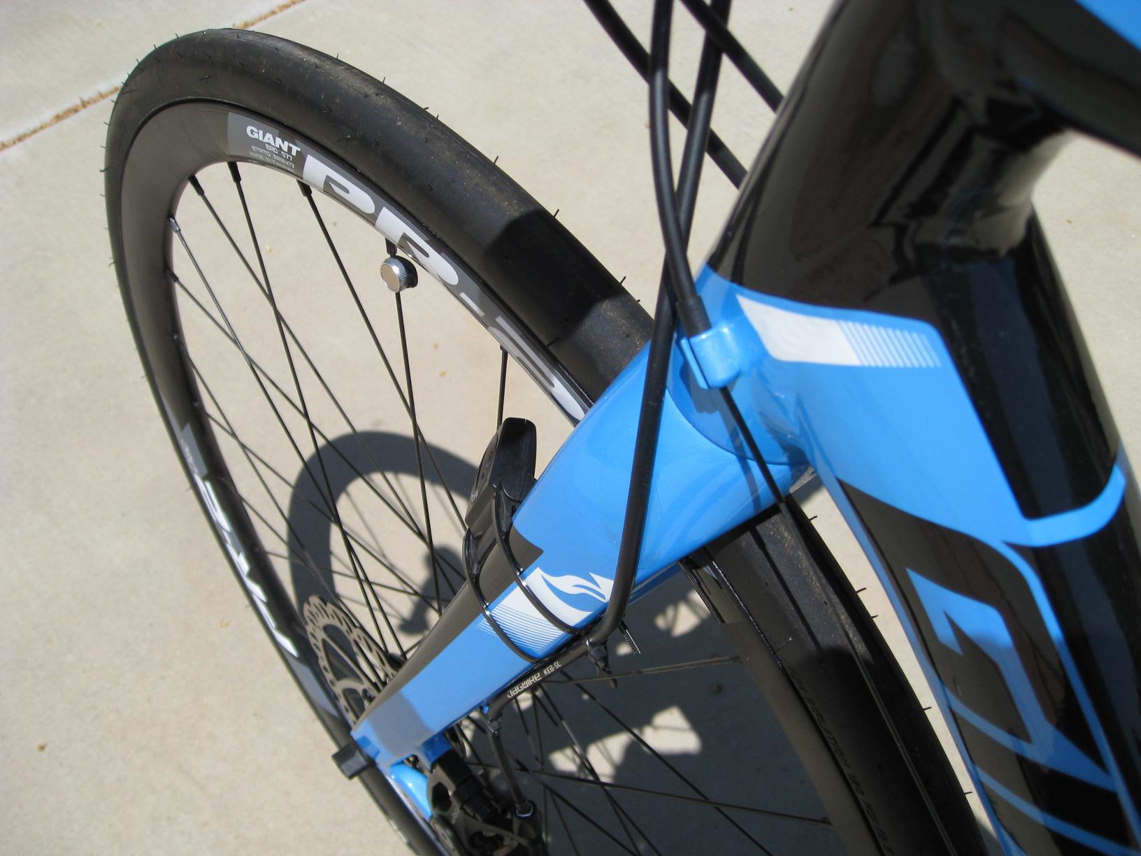 CATEYE Padrone Wireless Bike Computer – Oversized Display Cyclocomputer, Wireless Speedometer & Odometer, FlexTight™ Mount, Auto Start/Stop, Programmable Odometer customer photo 1
