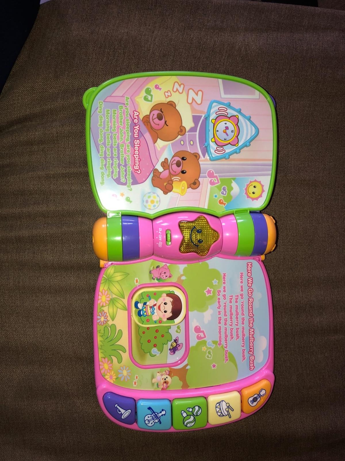 VTech Musical Rhymes Book, Red customer photo 2