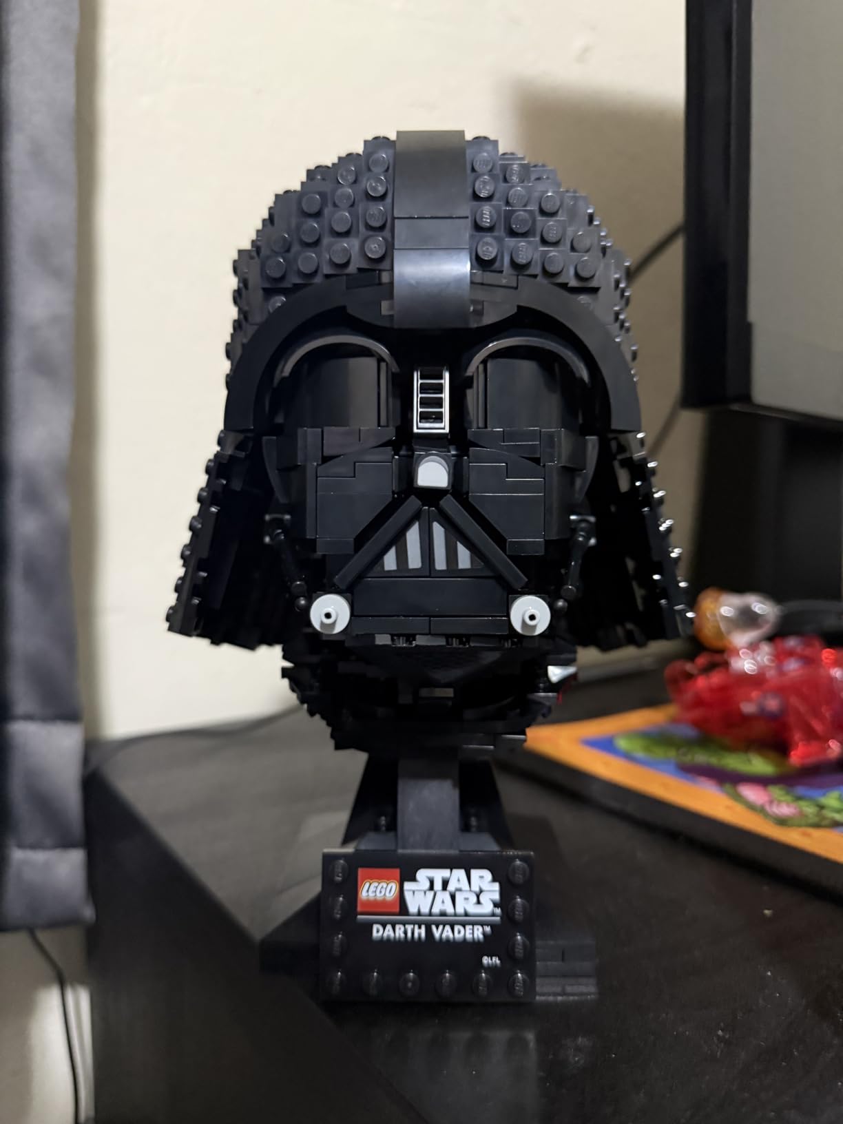 LEGO Star Wars Darth Vader Helmet Building Set for Adults - Collectible Model Kit for Men & Women, Ages 18+ Years - Gifts for Christmas for Men & Women - 75304 customer photo 2