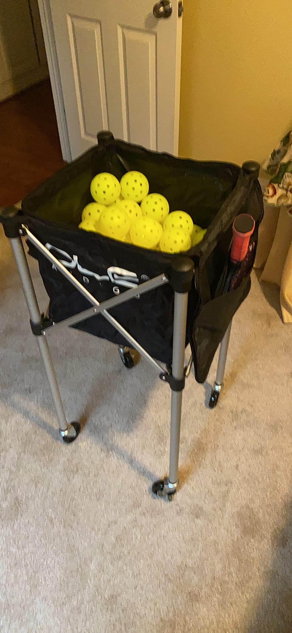 Tennis Ball Hopper Tennis Ball Basket with Side Pockets Lightweight Tennis Ball Cart Holds 160 Balls, Portable Sports Teaching Cart with Wheels for Tennis Player customer photo 1