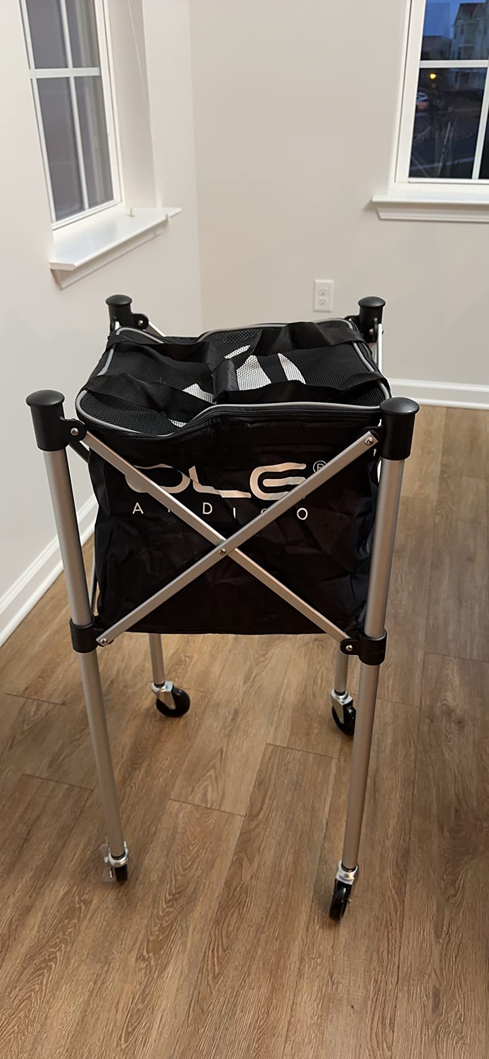 Tennis Ball Hopper Tennis Ball Basket with Side Pockets Lightweight Tennis Ball Cart Holds 160 Balls, Portable Sports Teaching Cart with Wheels for Tennis Player customer photo 2
