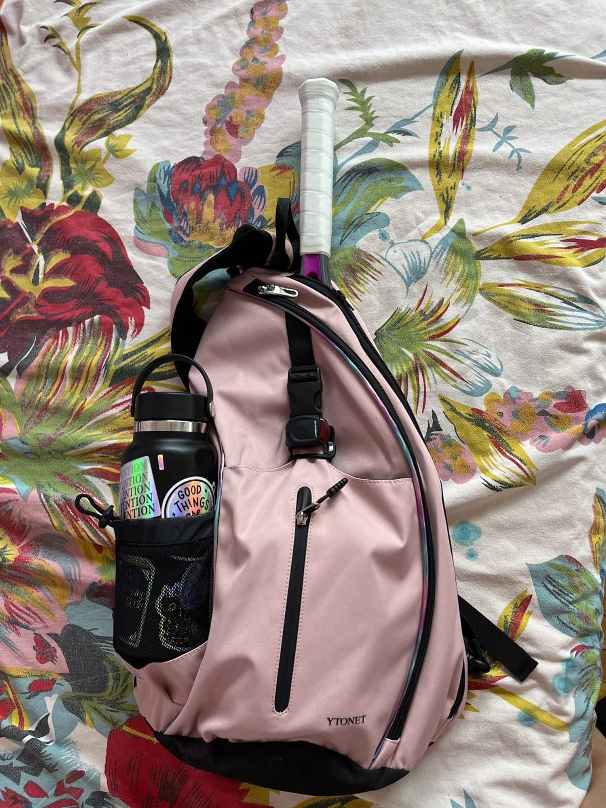 Ytonet Tennis Bag, Tennis Sling Backpack Crossbody for Men Women customer photo 2