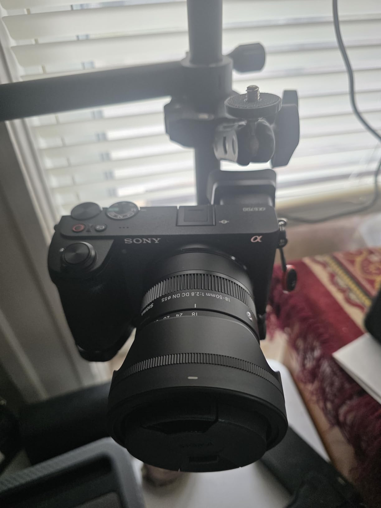 Sigma 18-50mm F2.8 DC DN Contemporary Zoom Lens (for E Mount), Black customer photo 1