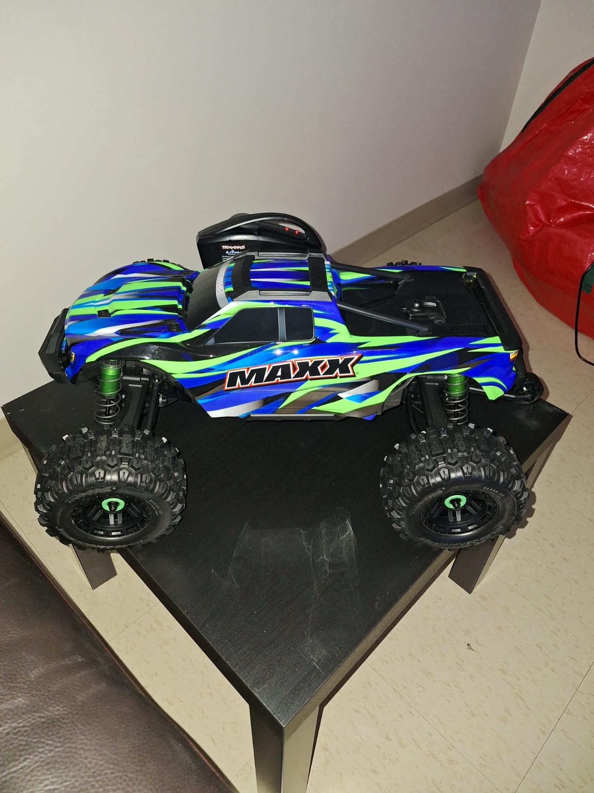 Traxxas Maxx Extreme 4s Brushless 4X4 Monster Truck (Green) customer photo 1