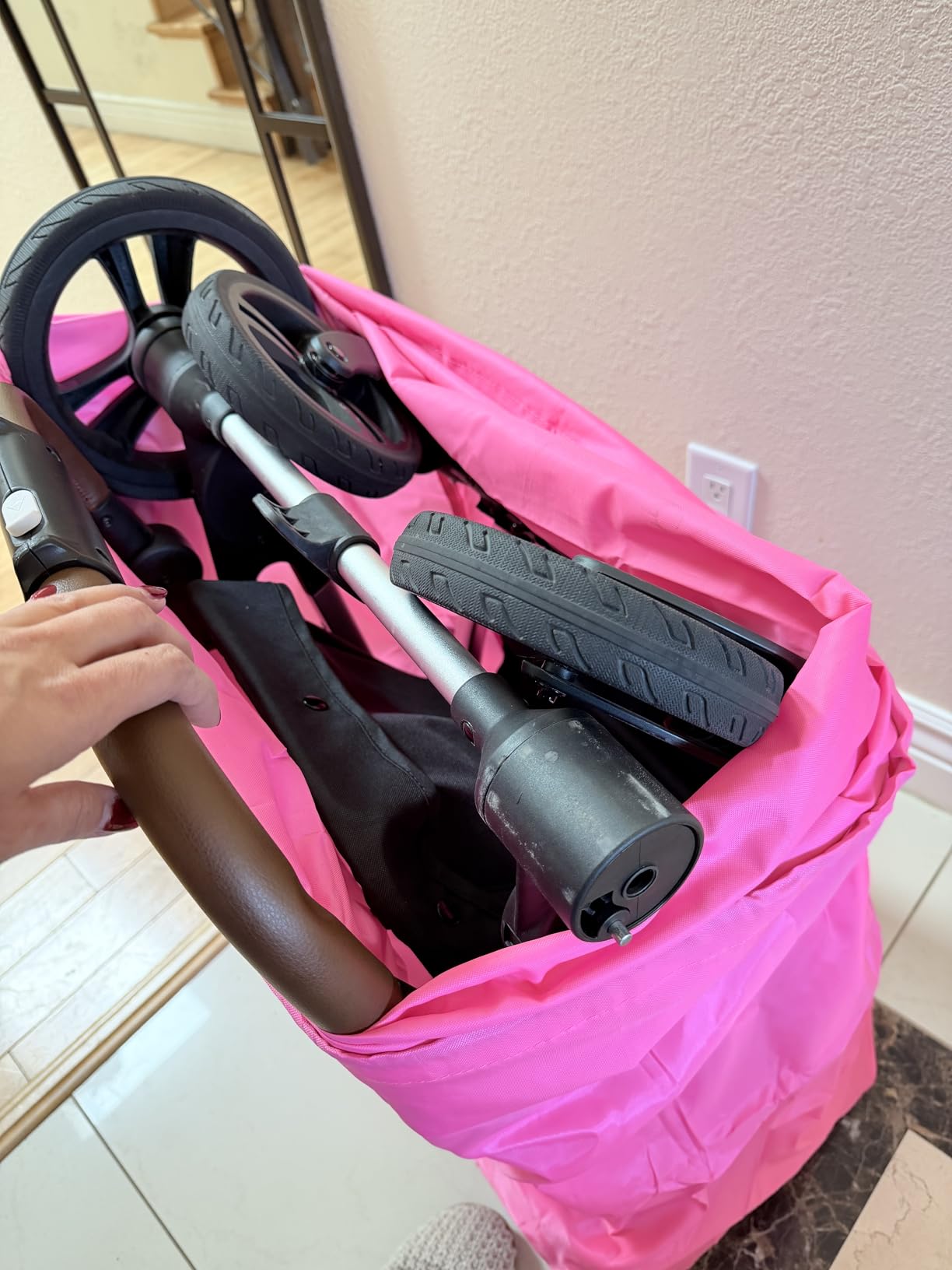 J.L. Childress Gate Check Travel Bag for Single & Double Strollers, Black customer photo 2