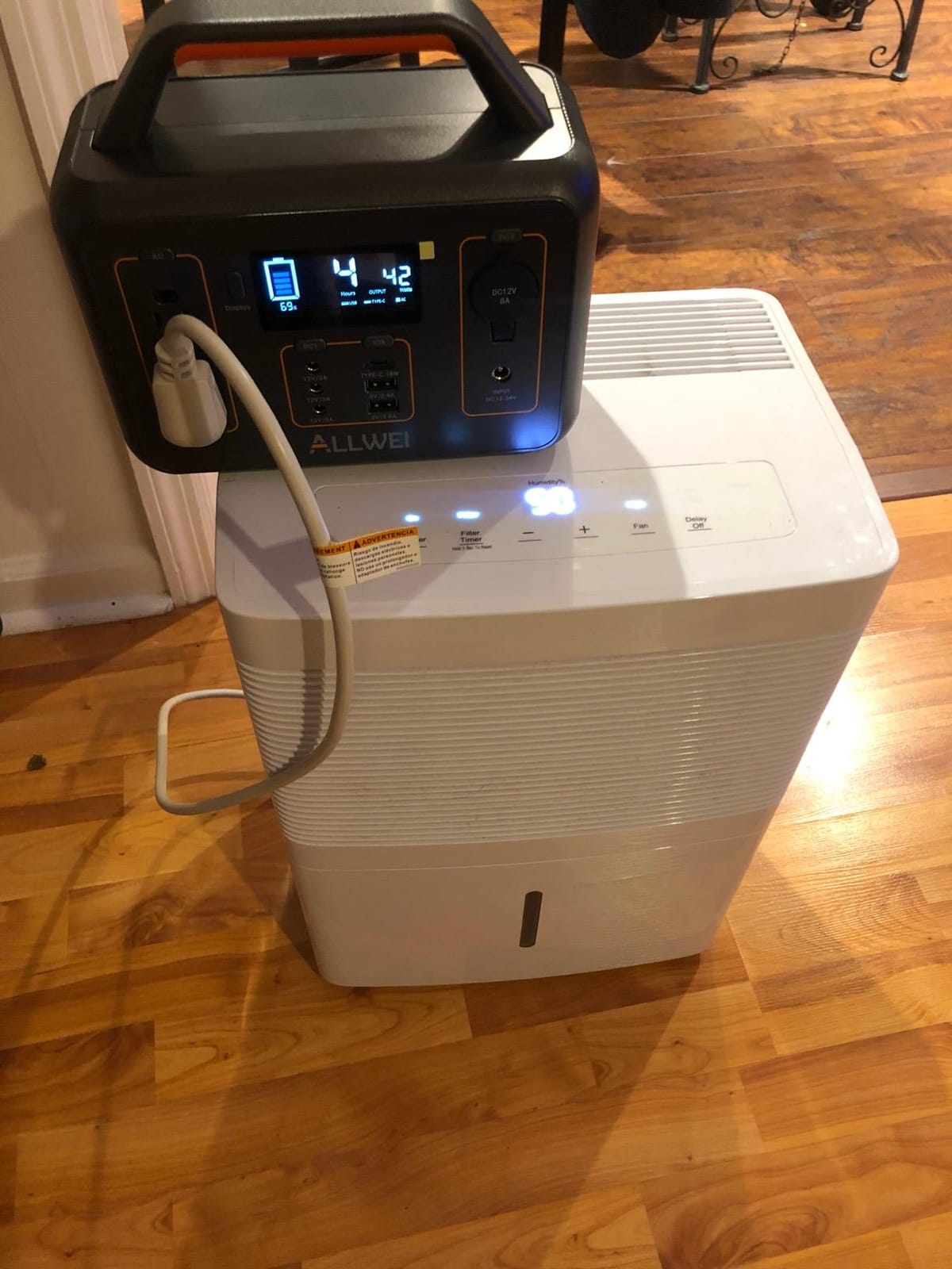 ALLWEI Portable Power Station 500W, 512Wh LiFePO4 Battery UPS Backup Power customer photo 2