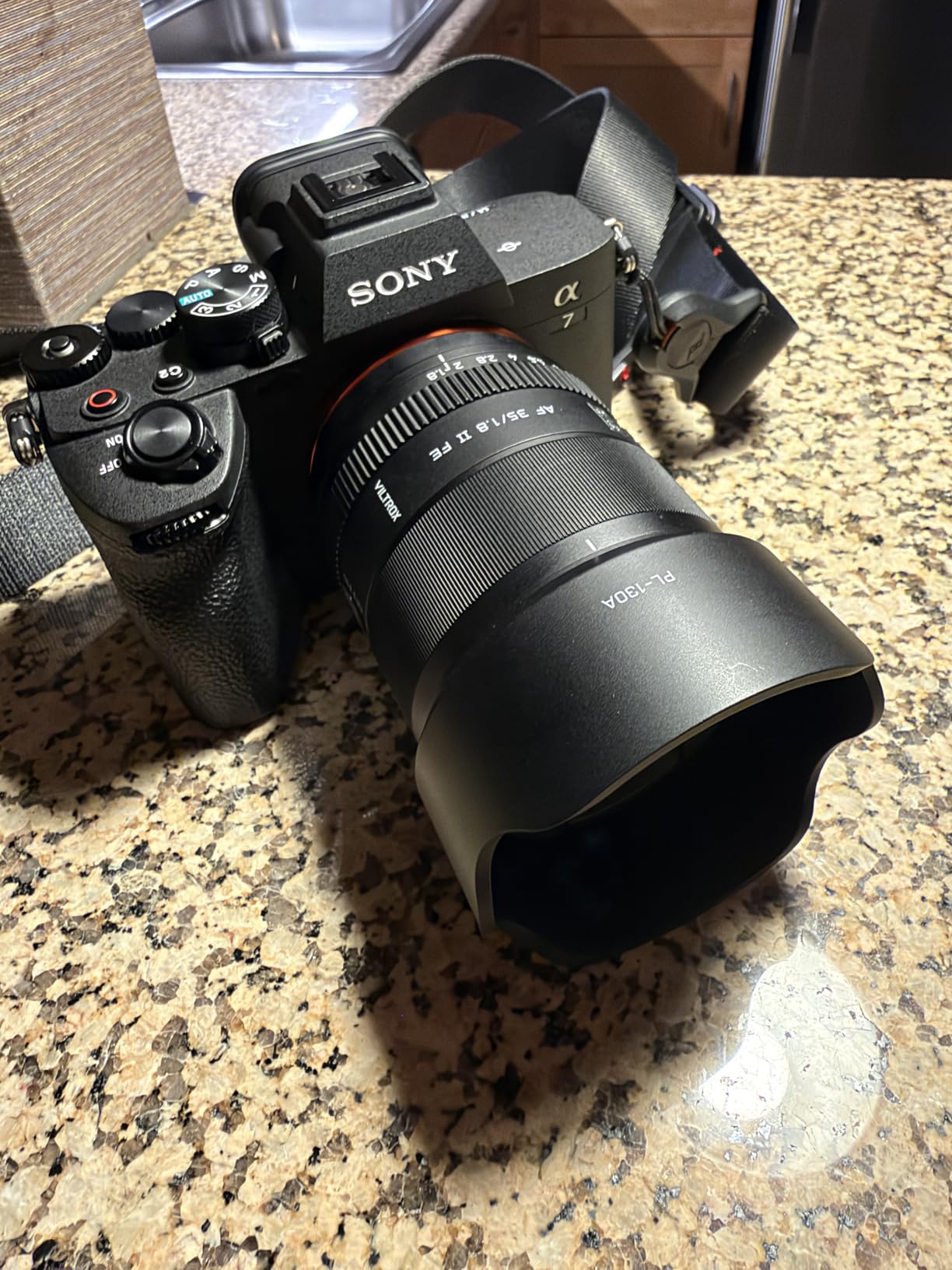 VILTROX 20mm F2.8 FE Full Frame E-Mount AF Lens Super Wide Angle for Sony customer photo 2