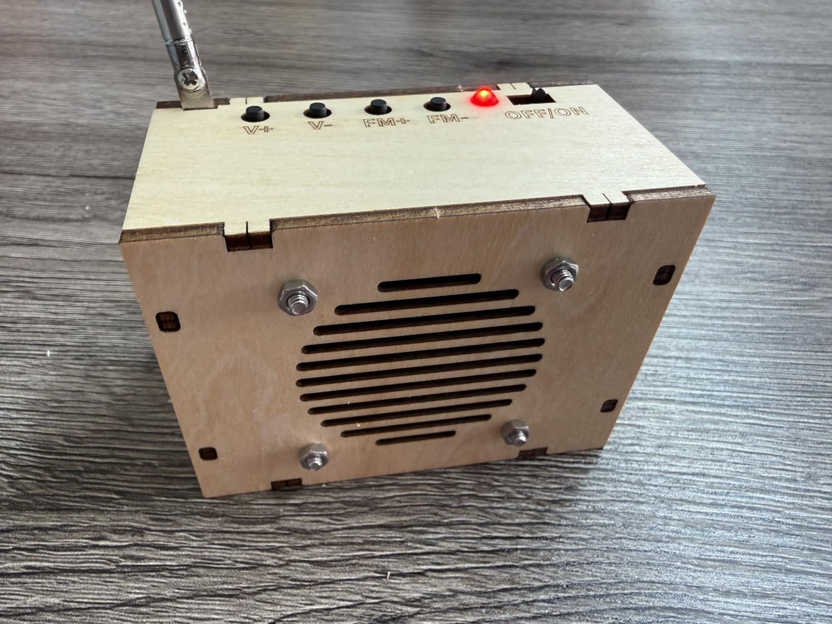 STEM Toys DIY FM Radio Kit, Science Circuit Project, Boy Gift Toys Age 8-13 customer photo 1