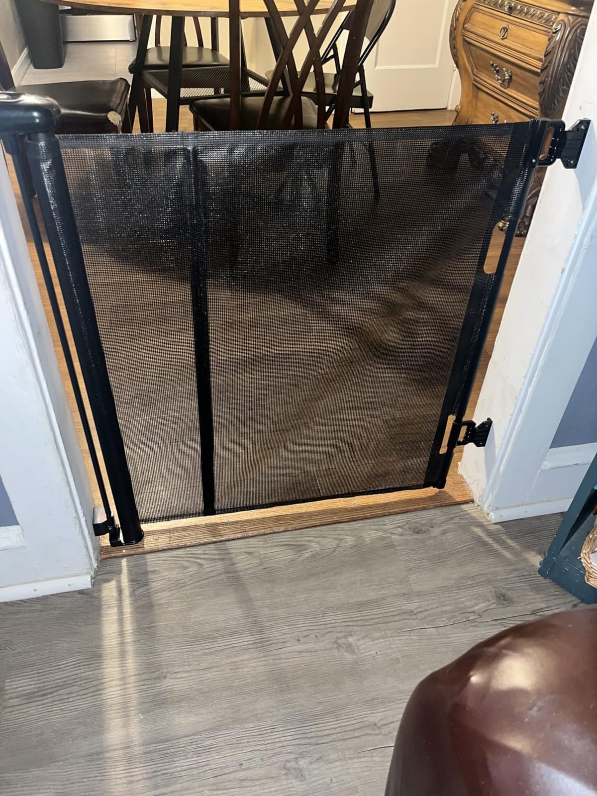 Reinforced 80 Inch Retractable Baby Gate Extra Wide Baby Gate for Wide Openings, Indoor/Outdoor Retractable Dog Gate for Doorway, Mesh Dog Gate Indoor Prevent Babies/Pets from Crawling Under, Black customer photo 1