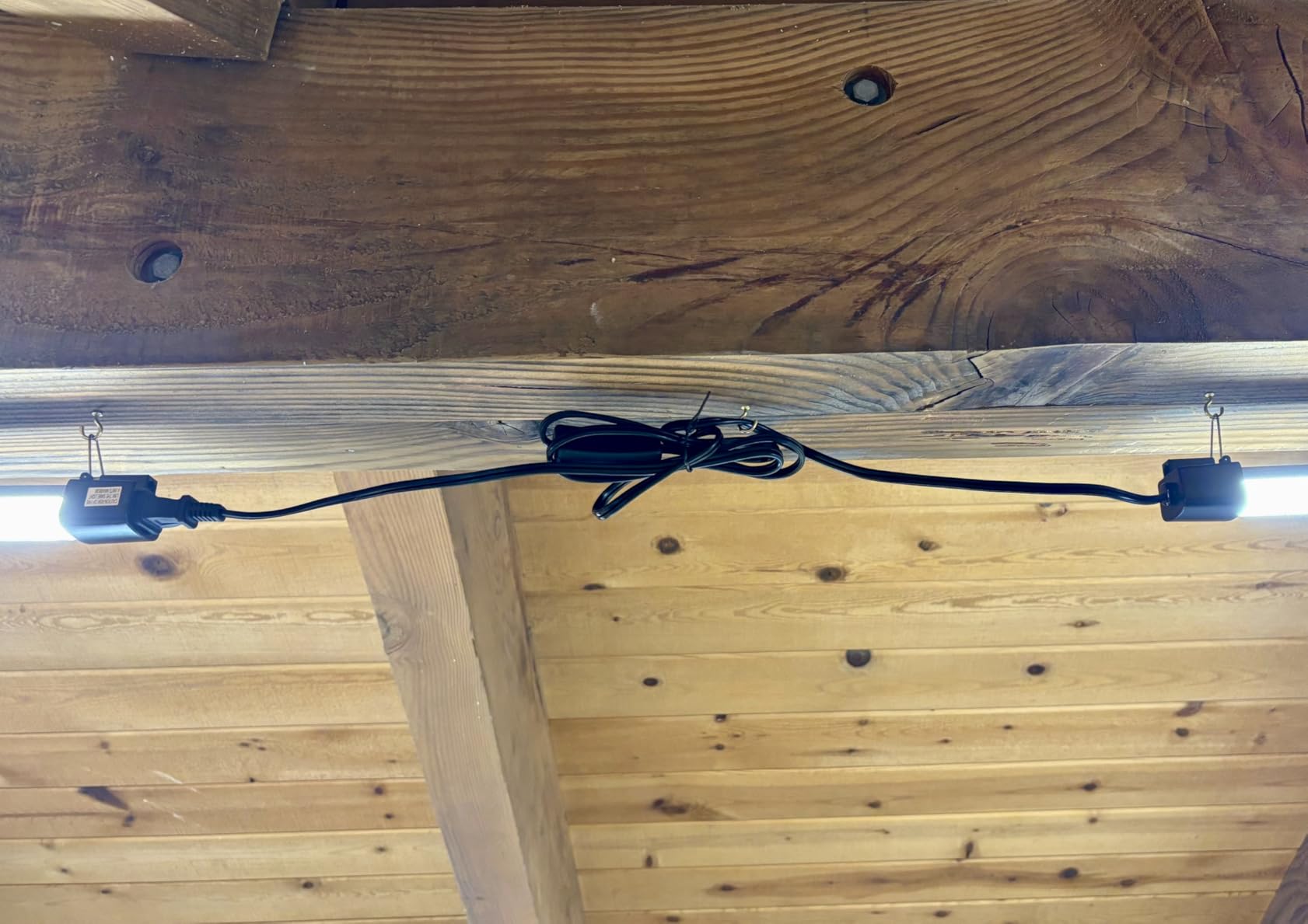 Quarterback 4FT LED Shop Light 40W Strip Work Compact Slim with Inline Switch Daylight White 5000K for Garage Workshop Basement customer photo 1