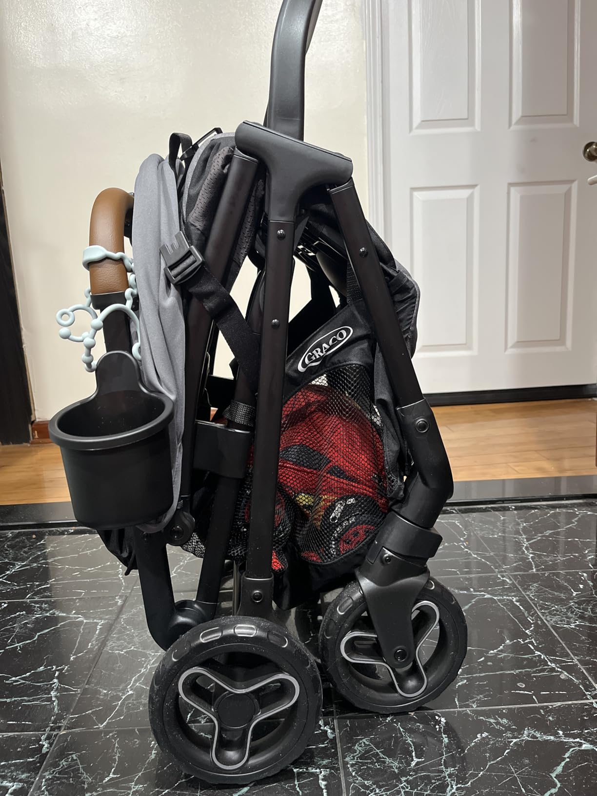 Graco Ready2Jet Lightweight Compact Travel Stroller, Splatter Art customer photo 2