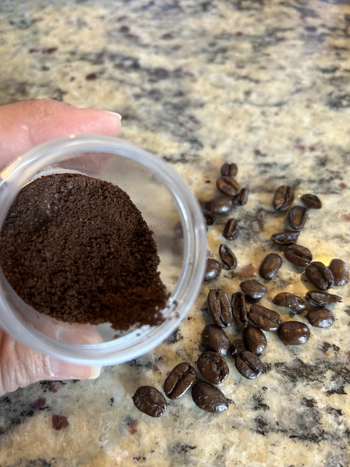 Manual Coffee Grinder With Ceramics Burr For Espresso,French Press,5 Adjustable Settings,Hand Maker with Built-In Burr,For Home Use and Camping Travel,Coffee Bean Grinders With Hand Crank customer photo 1