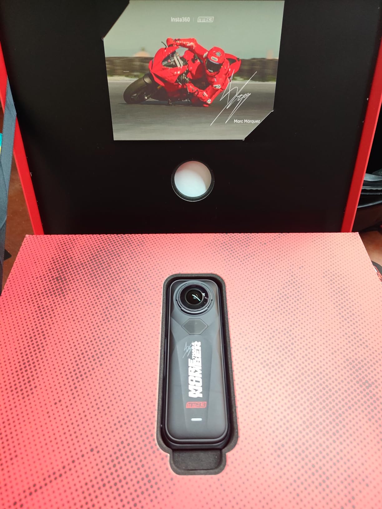 Insta360 X5 Motorcycle Bundle - Waterproof 8K 360° Action Camera, Rugged & Replaceable Lens, 3-Hour Battery, Clear Audio, Stabilization, Invisible Selfie Stick Effect, Leading Low Light customer photo 2