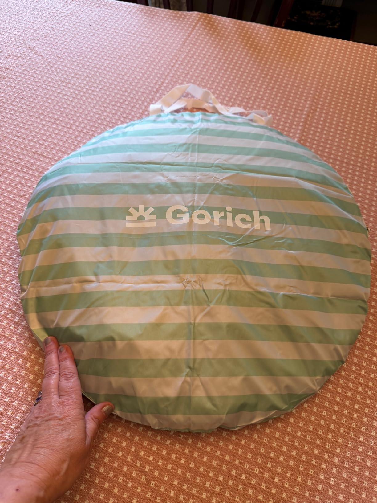 Gorich Pop Up Baby Beach Tent with UPF50+ UV Protection, Portable Toddler Sun Shelter with Mesh Ventilation, Lightweight & Foldable Play Shade Tent for Beach, Park & Backyard customer photo 2