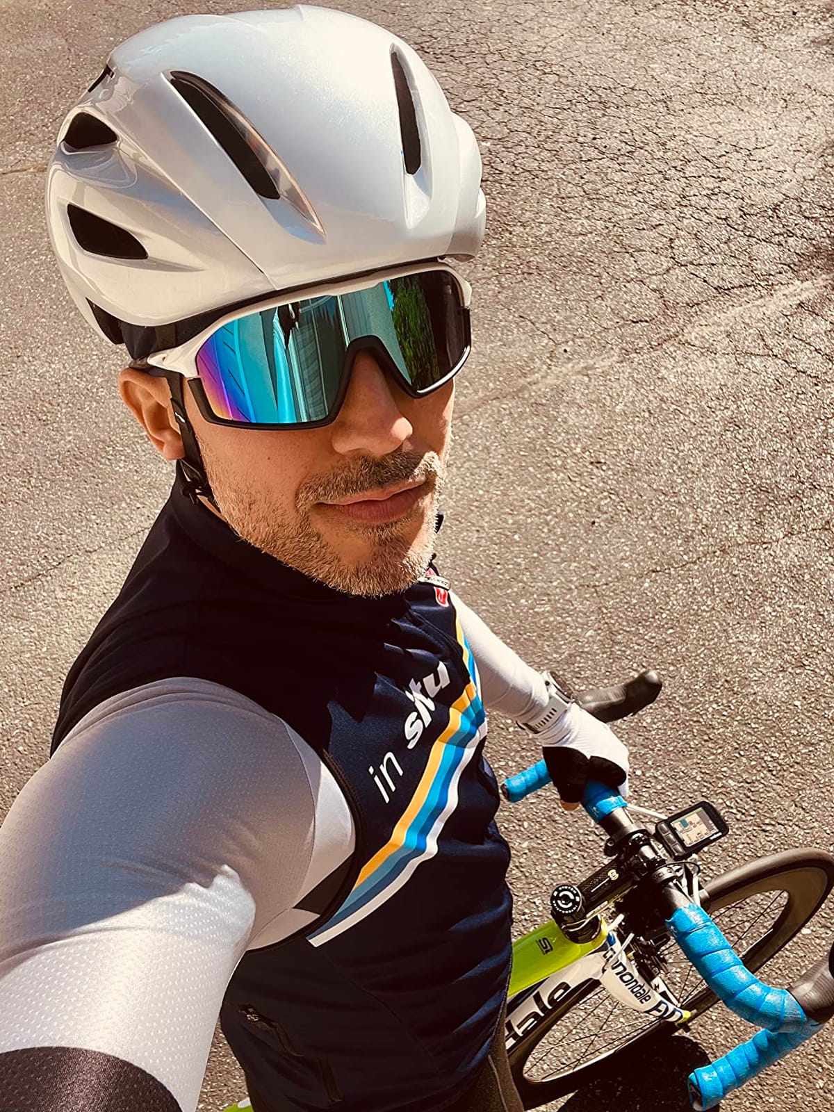 MET Manta MIPS Aero Road Bike Helmet | Lightweight Aerodynamic Cycling Helmet for Adults, Internal Air Channeling, MIPS-C2 Tech, Sunglasses Port customer photo 2