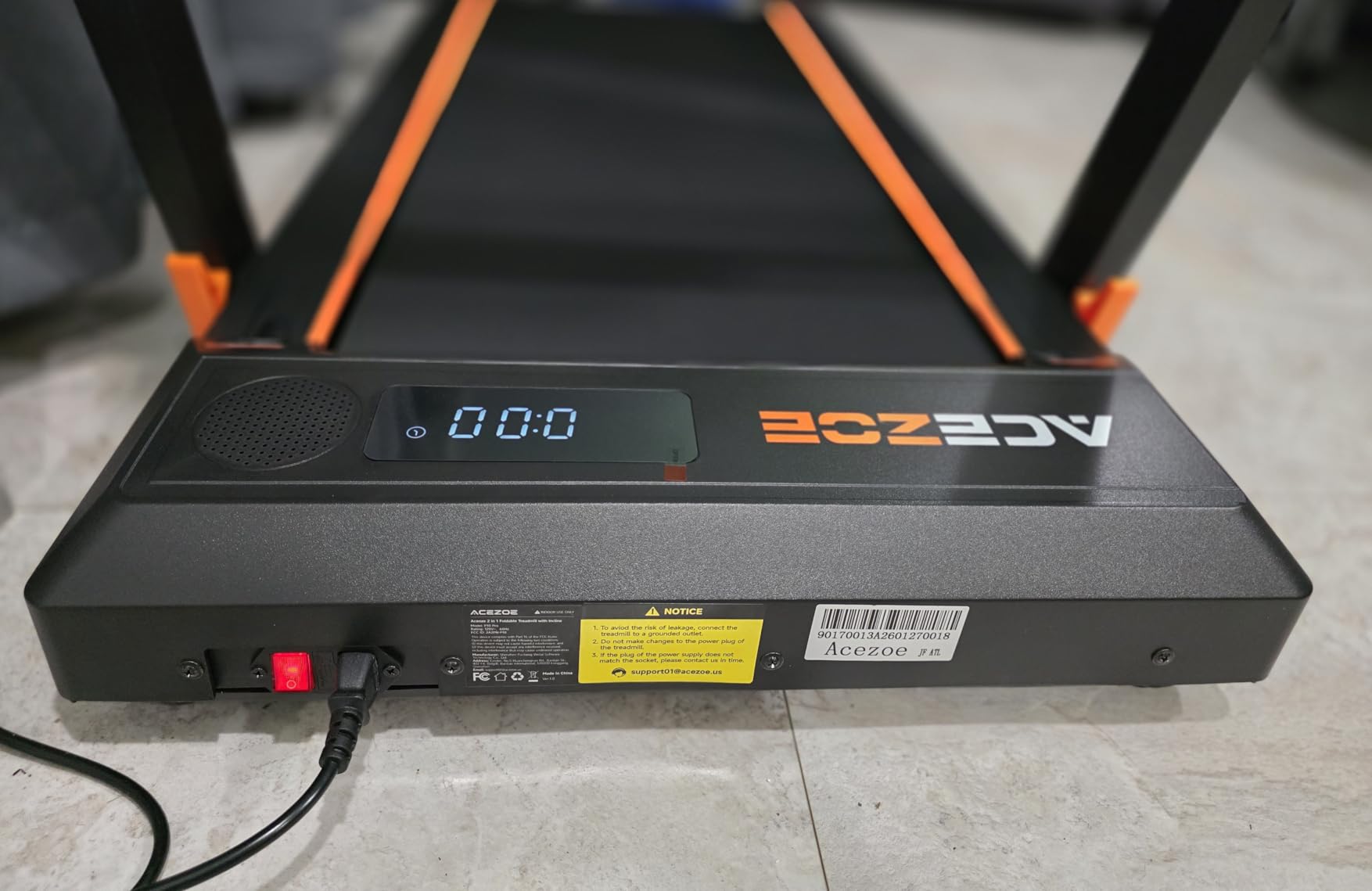 Acezoe Folding Treadmill with 10% Incline, 2.5 HP Walking Pad with Handle Bar, 300 lb Capacity Treadmills for Home/Office, Foldable Treadmill with App & Speaker, 0.6-10 MPH customer photo 1