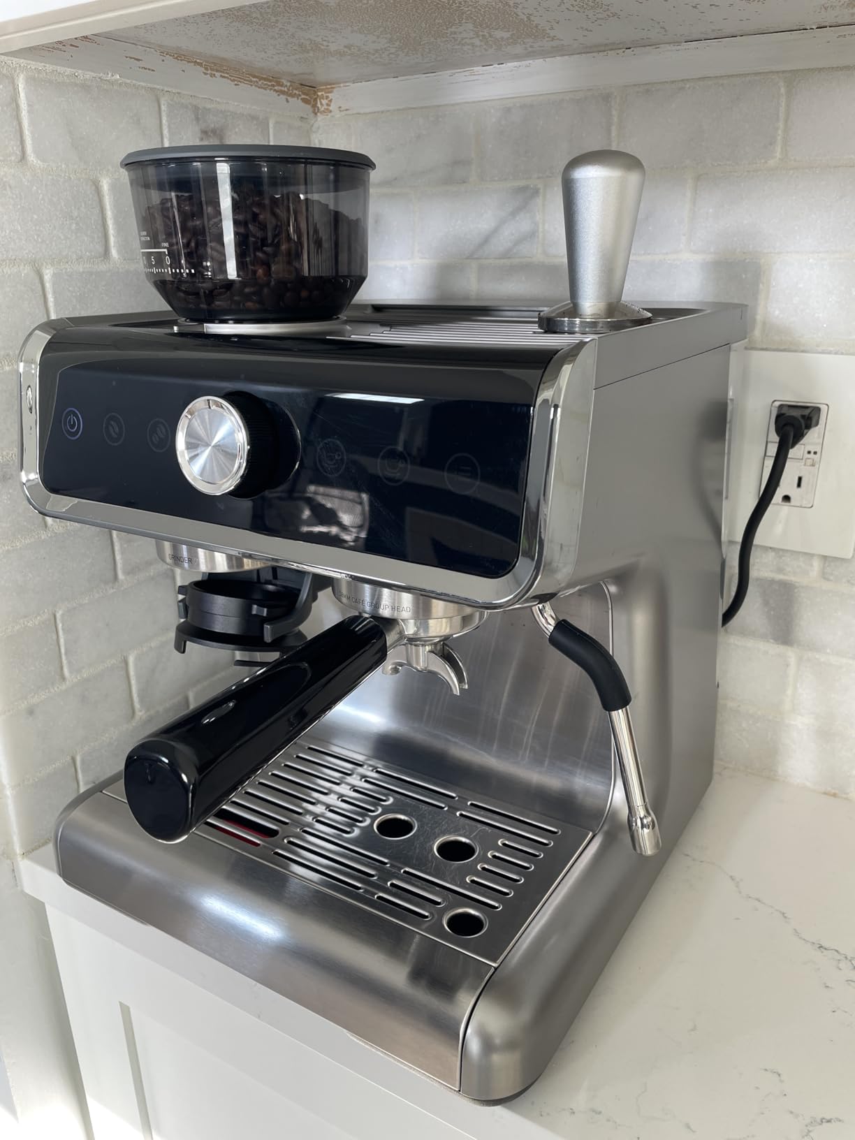 EUHOMY Automatic Espresso Machine with Built-in Grinder and Milk Frother customer photo 1