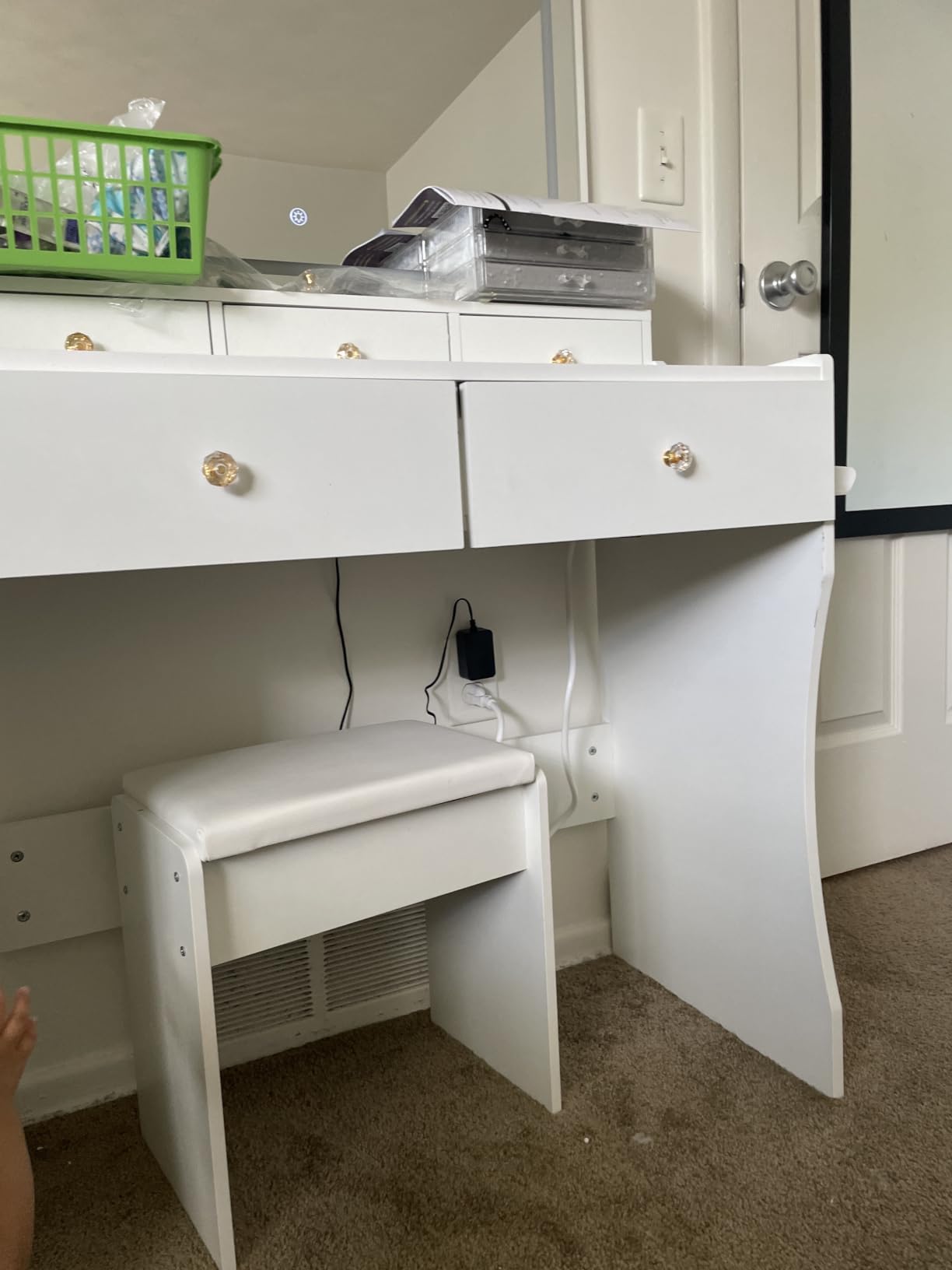 COMHOMA Vanity Desk with LED Lights Mirror & Power Outlet, Small Makeup Vanity Table Set with 5 Storage Drawers, 3 Lighting Modes & Adjustable Brightness, Dressing Table for Women Girls Bedroom, White customer photo 1
